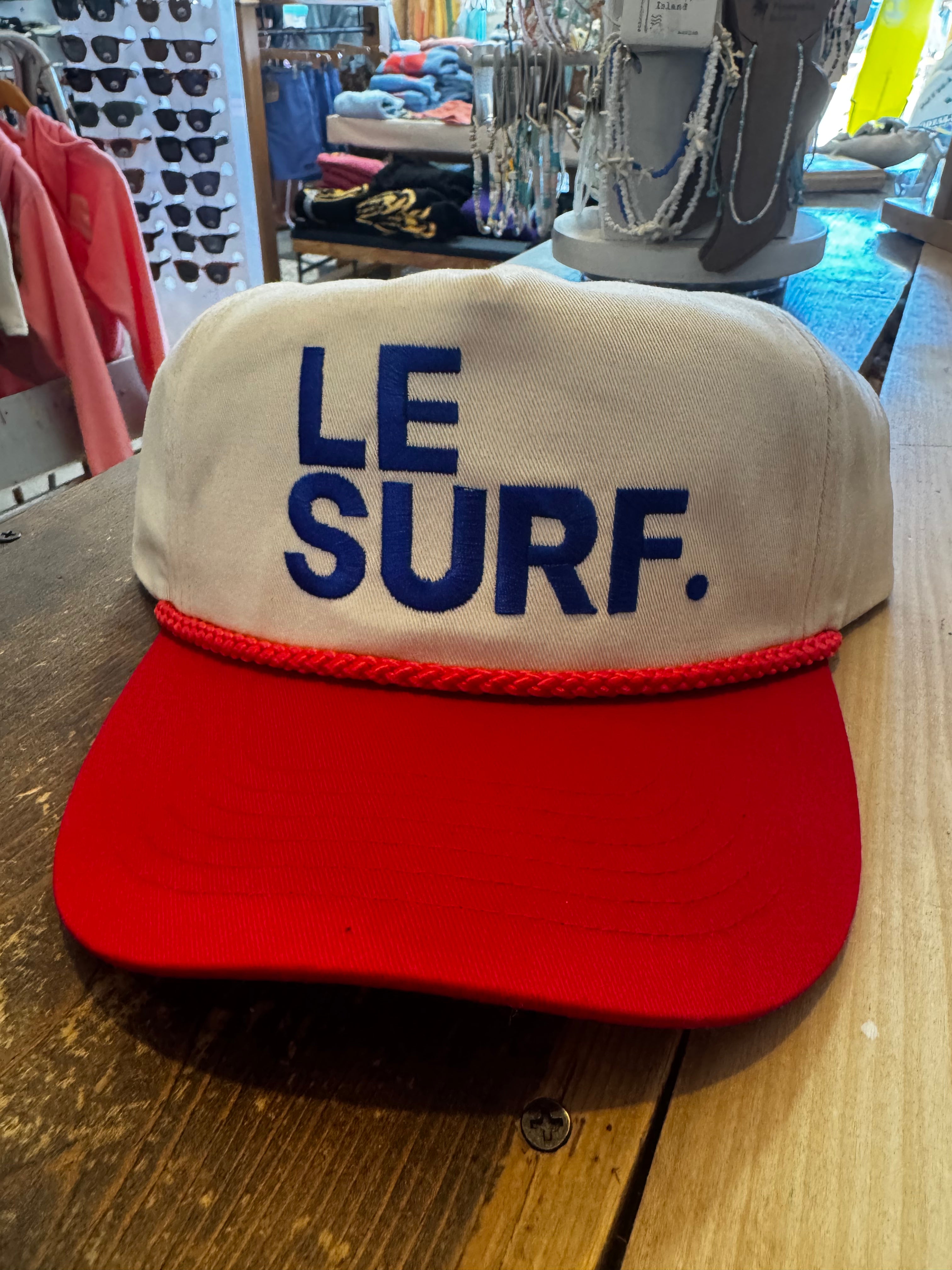 LE SURF Vintage Leisure Iconic Hat RED Bill