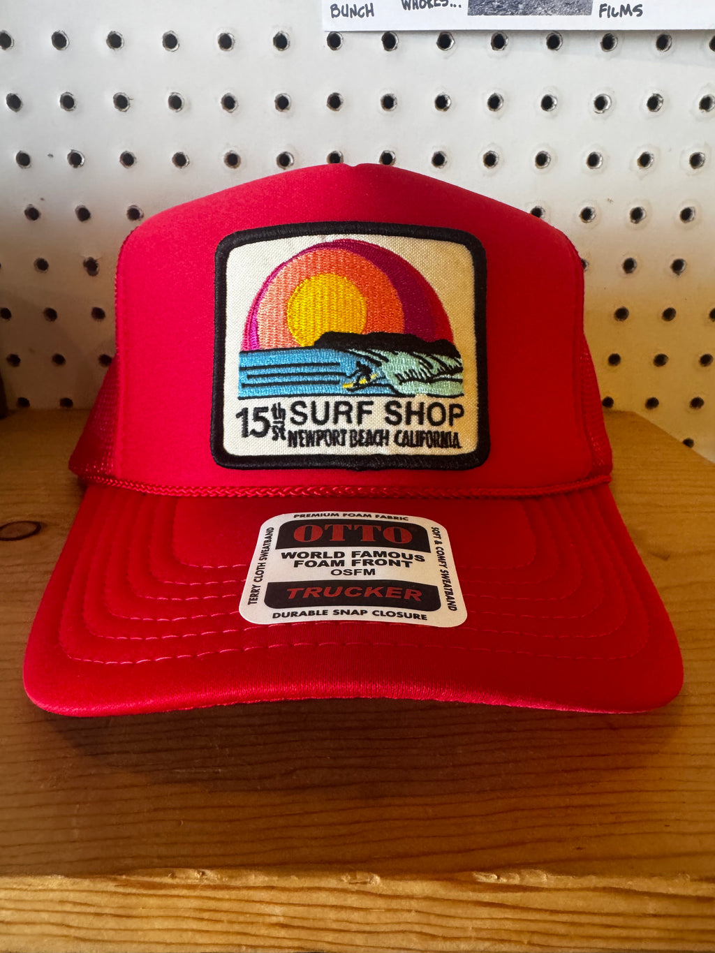 15th St SUNSET SURFER Design Adult Trucker Hat RED