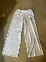 15th St WOMEN'S BOLD 15 Wide Leg Sweatpants NAVY on LIGHT HEATHER GREY