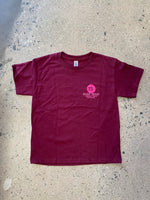 15th St KIDS Wedge Mel "Lip Service"  Short Sleeve T-Shirt HOT PINK on BURGUNDY