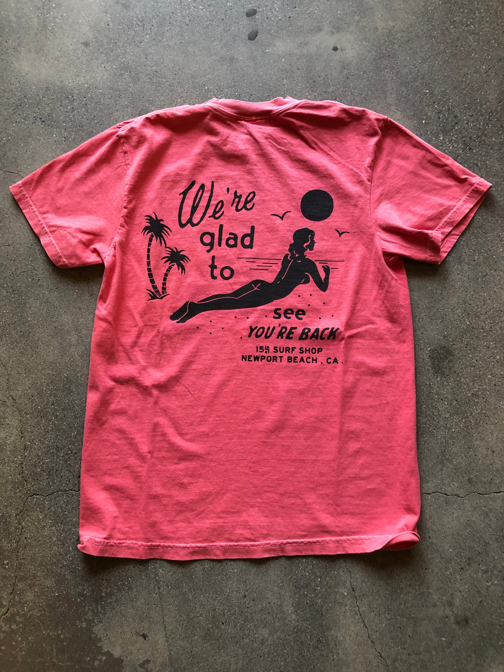 15th St Men's WE'RE GLAD TO SEE YOU'RE BACK Short Sleeve T-Shirt WASHED RED
